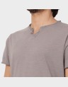 BASIC BUTTON TEE