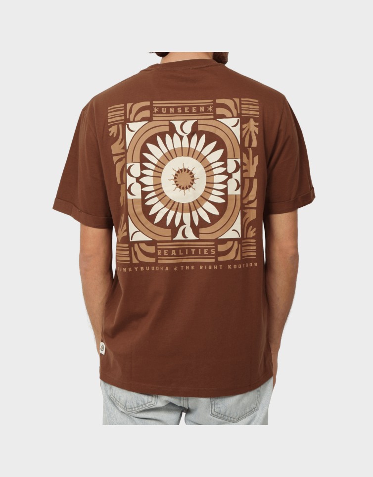 REALITIES TEE