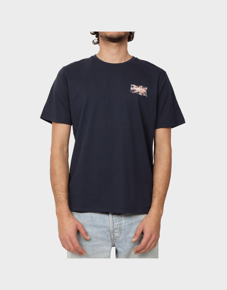 ESSENTIALS SMALL FLAG