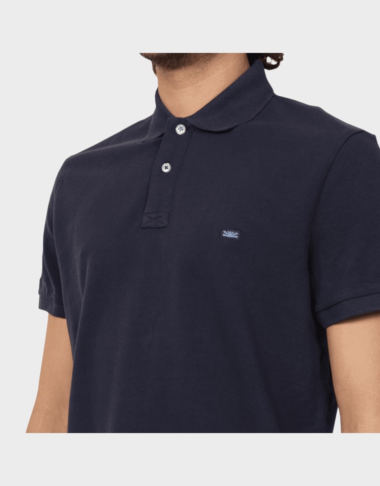 ESSENTIAL POLO