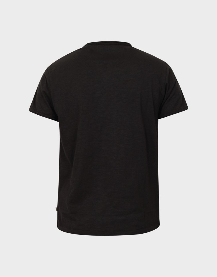 BASIC BUTTON TEE