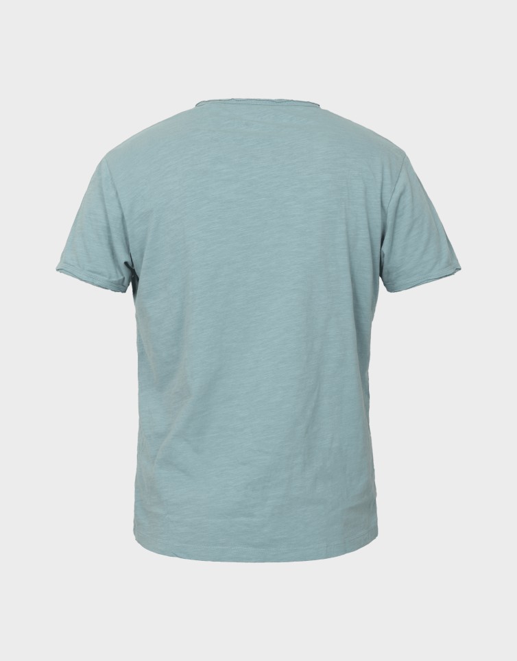 BASIC BUTTON TEE