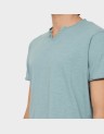 BASIC BUTTON TEE