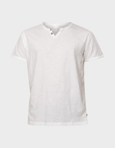 BASIC BUTTON TEE