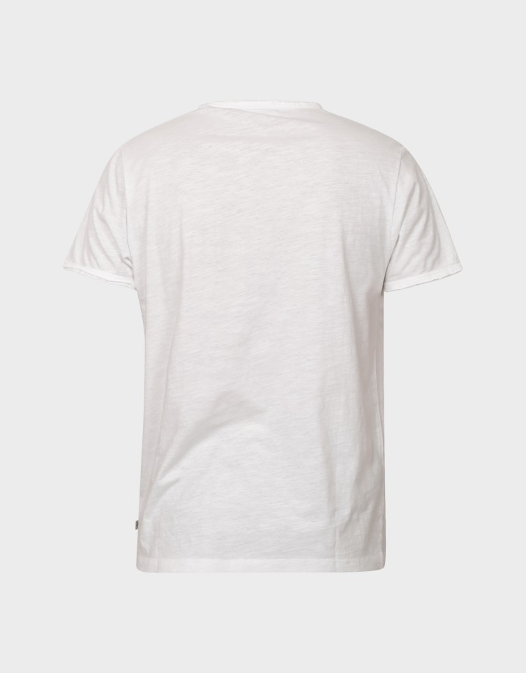 BASIC BUTTON TEE