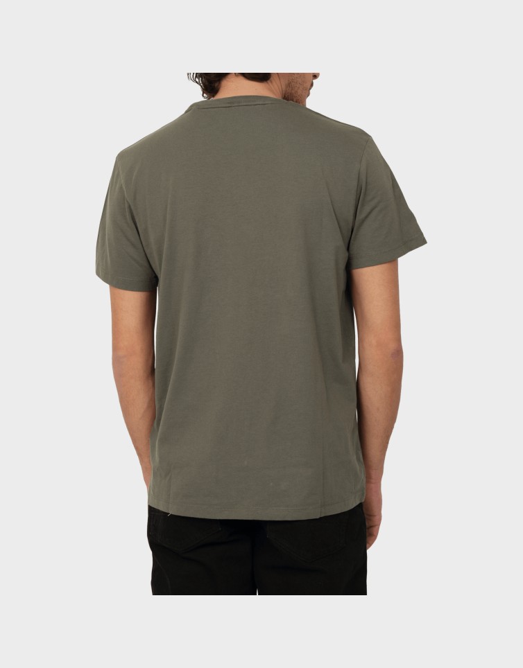TIMELESS TEE