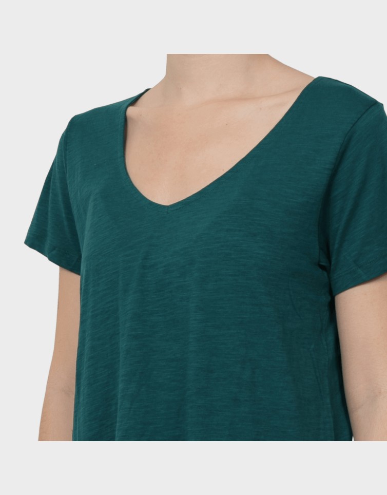 ESSENTIAL TEE