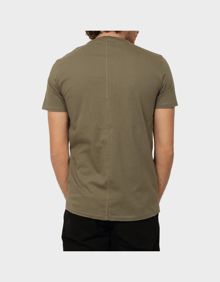 BASIC TEE