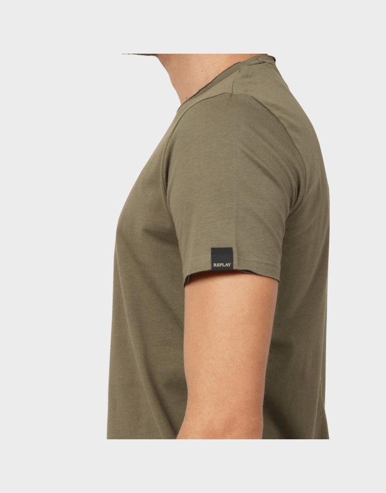 BASIC TEE