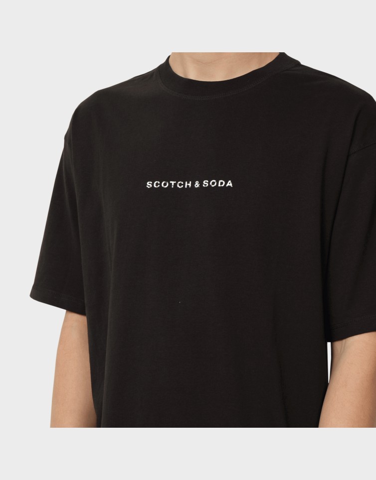 ESSENTIAL TEE