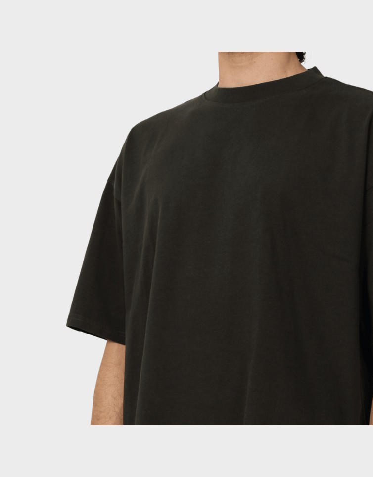 OVERSIZED TEE