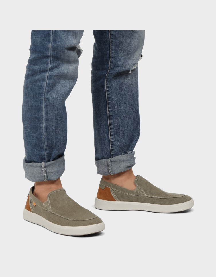 GROOVE SLIP-ON