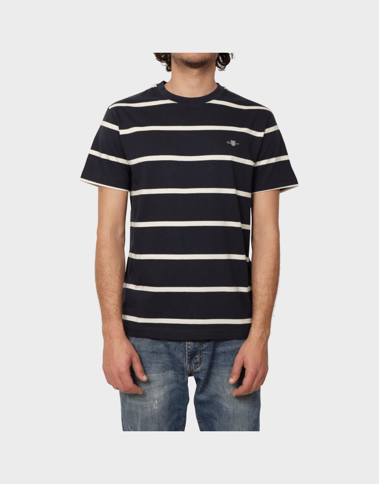 ESSENTIAL TEE