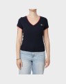 SLIM BADGE V-NECK TEE