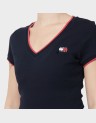 SLIM BADGE V-NECK TEE