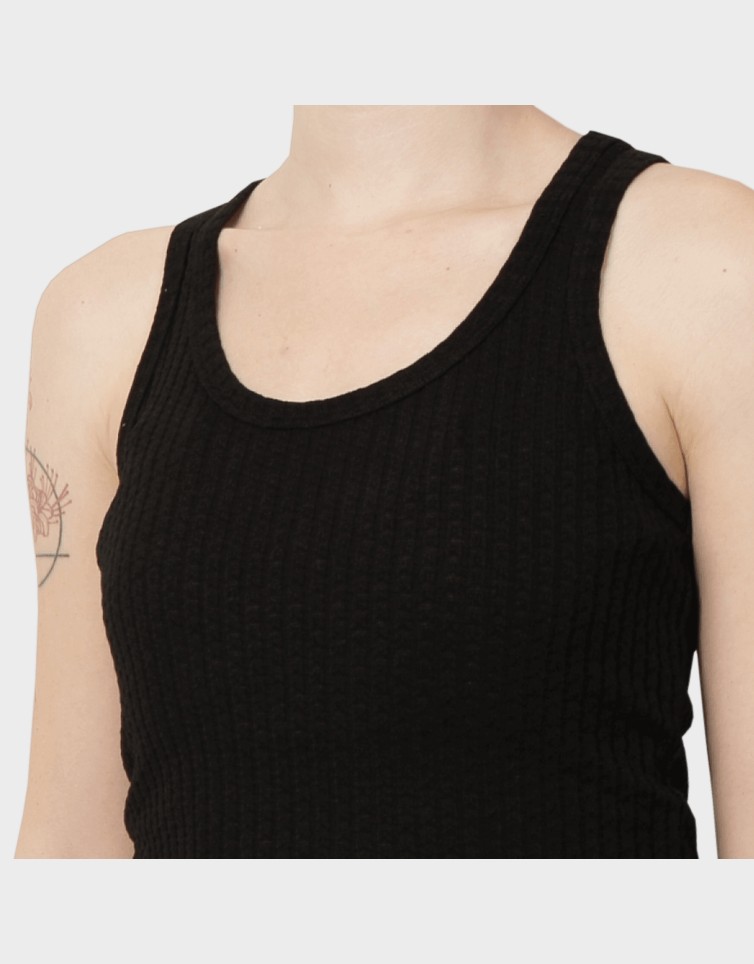 SLEEVELESS BASIC TOP