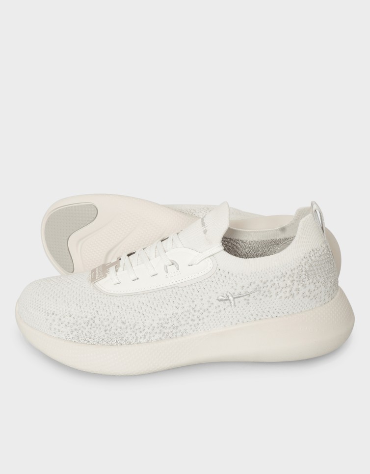 WOMEN LACE-UP