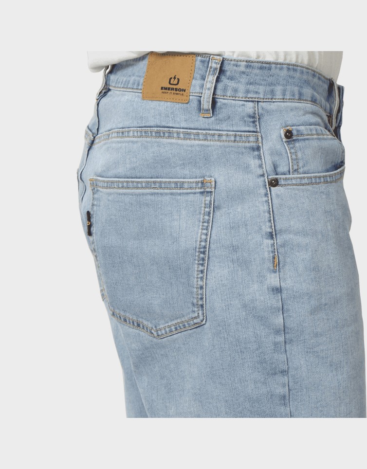 LOOSE FIT DENIM SHORTS