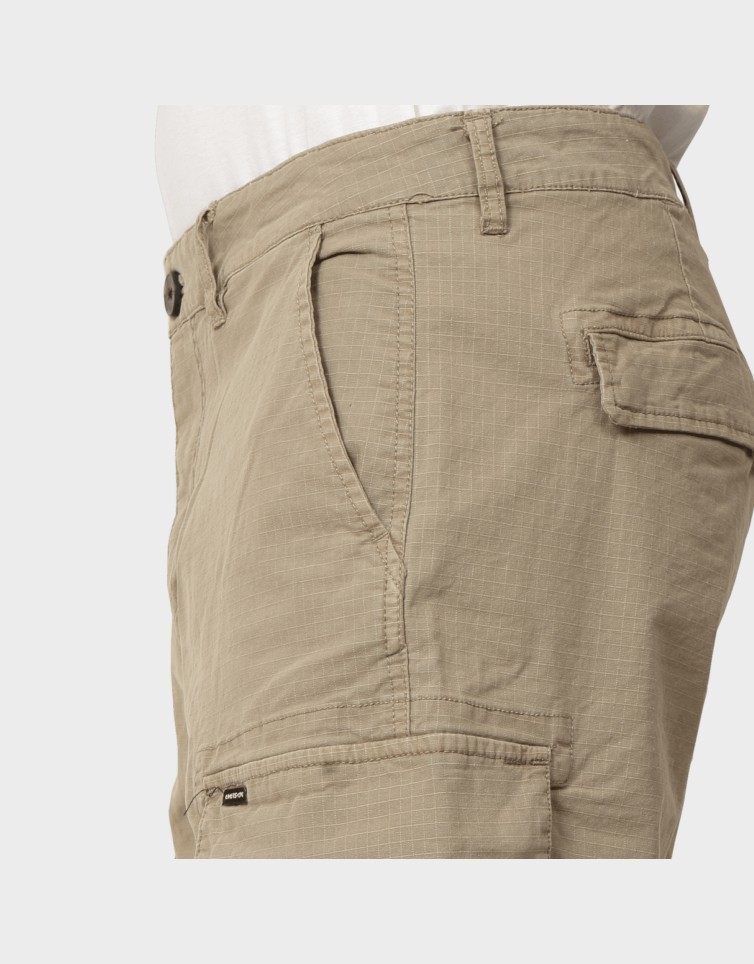 RELAXED FIT CARGO SHORTS