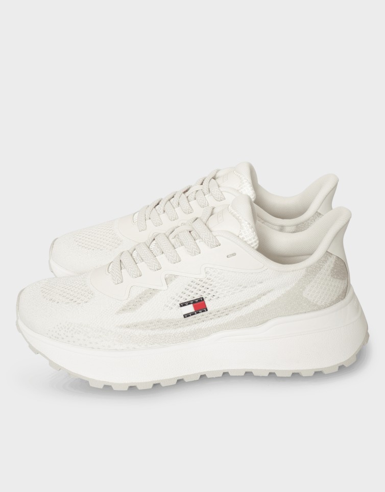 SPORTY KNIT RUNNER