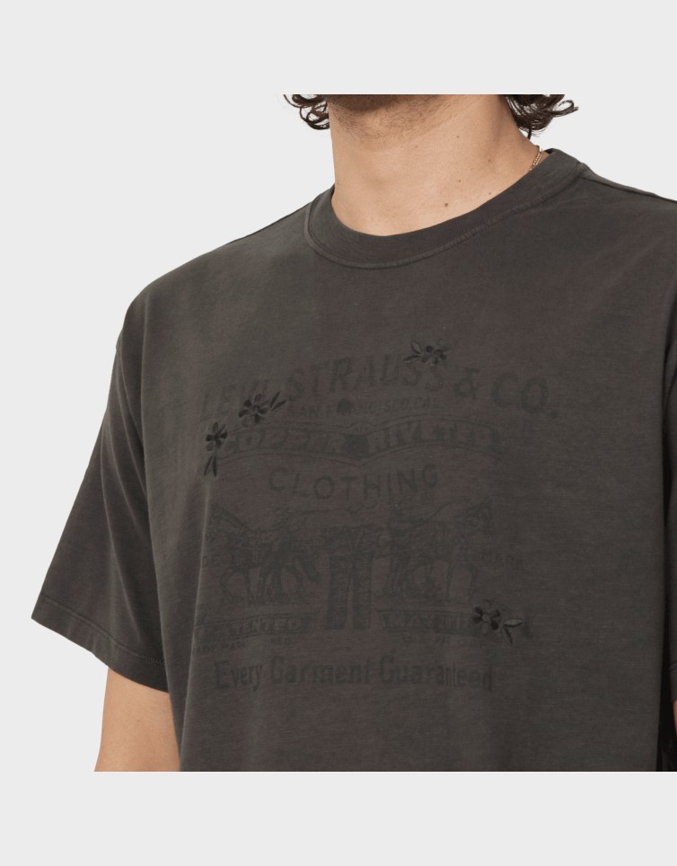 VINTAGE FIT GRAPHIC TEE
