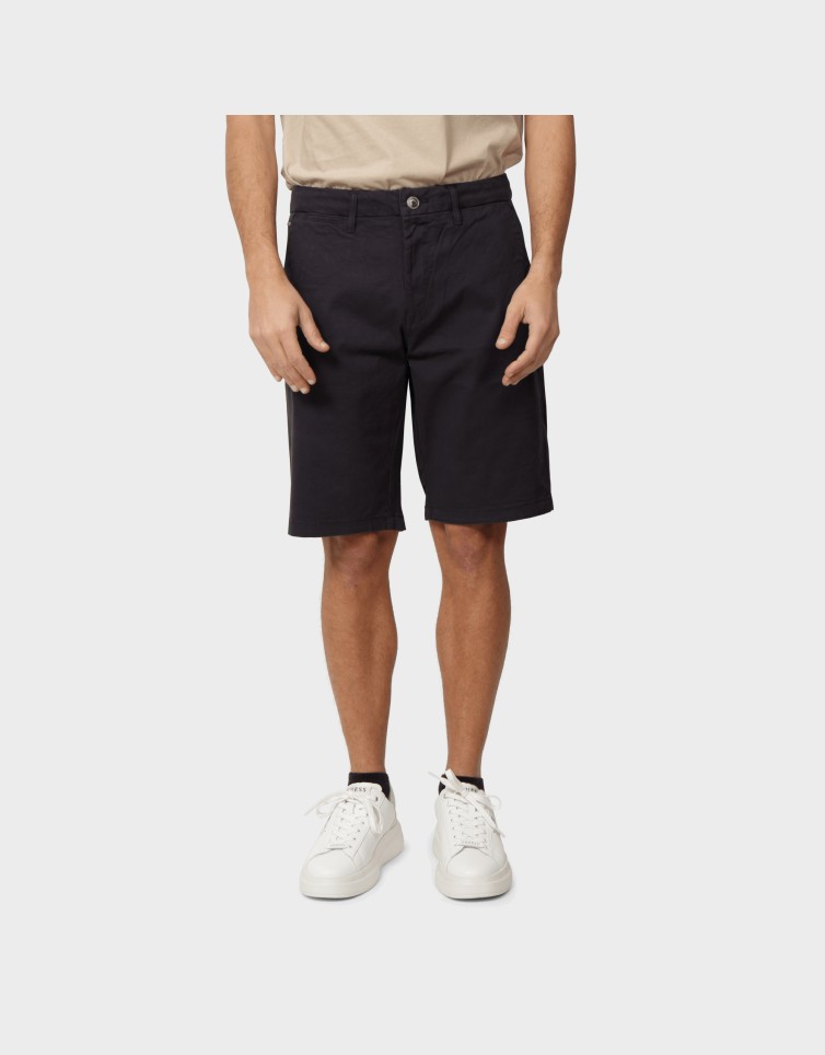CLASSIC CHINO