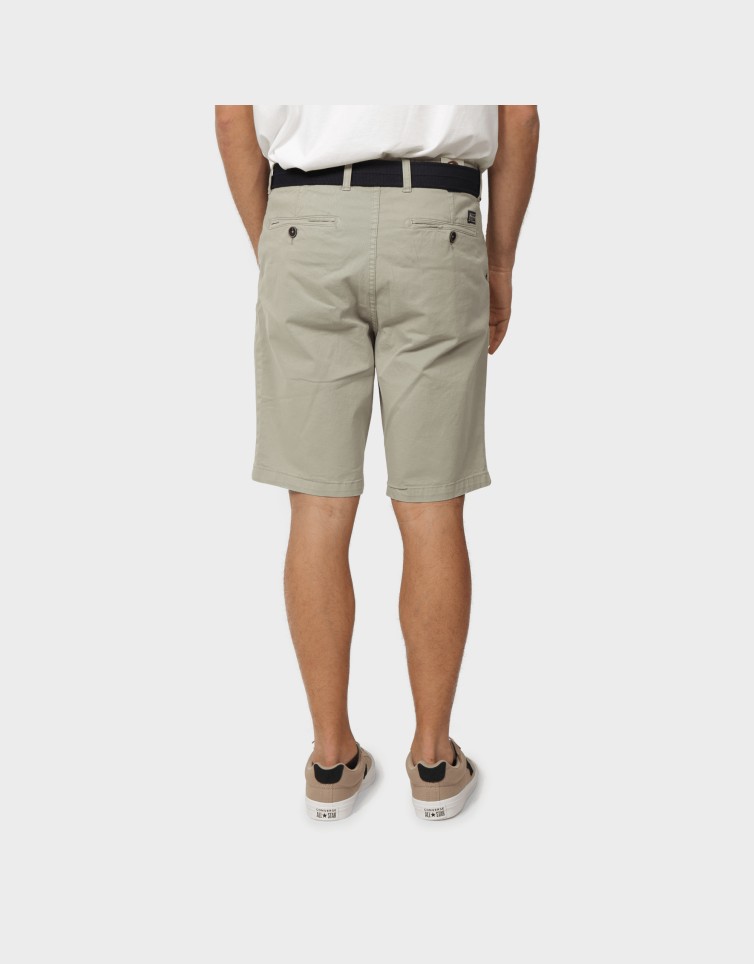 SHORTS CHINO