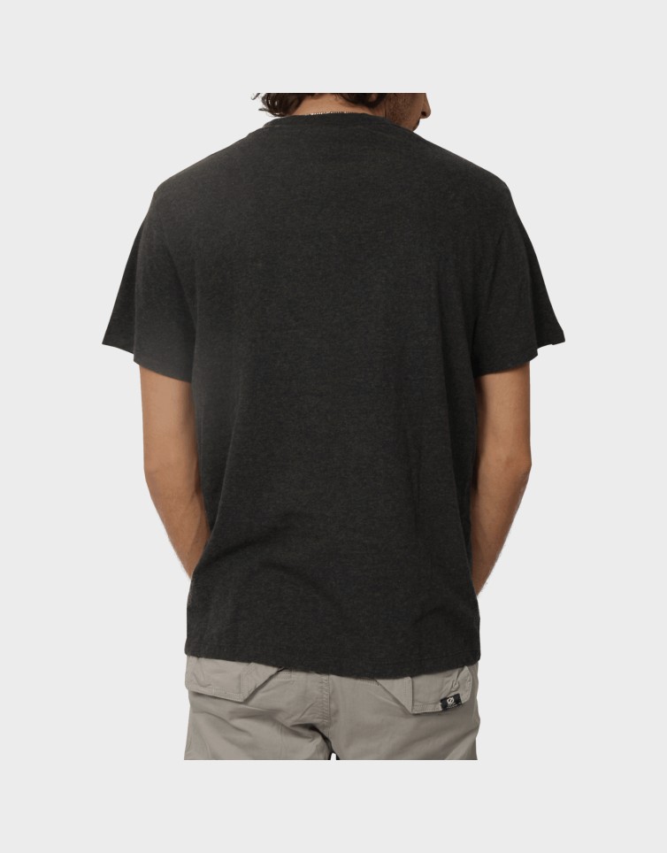 ESSENTIAL LOGO EMB TEE
