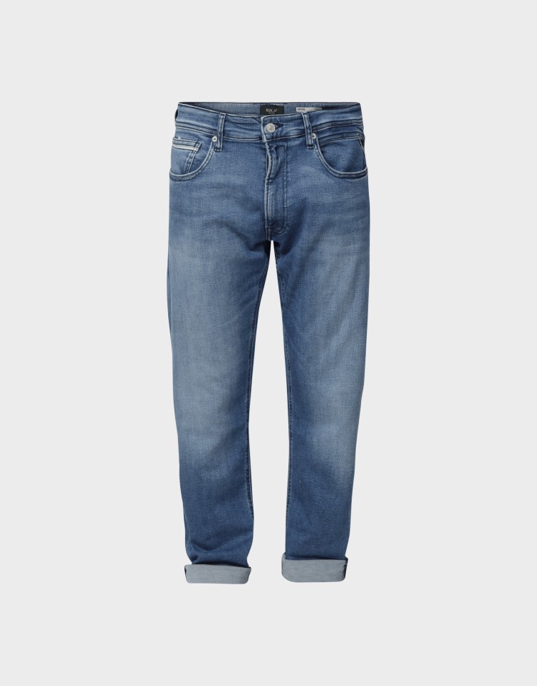 STRAIGHT JEANS