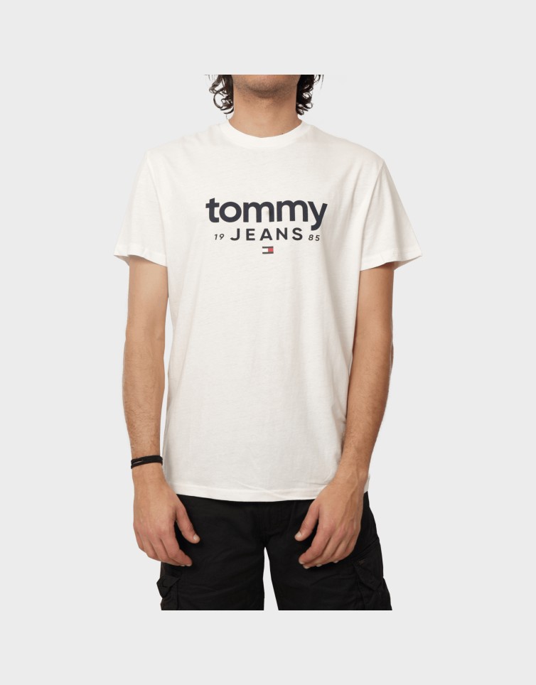 SLIM GRAPHIC TEE