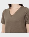 DEMI S/S V-NECK GLITTER TOP