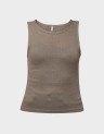 DALILA S/L U-NECK TOP