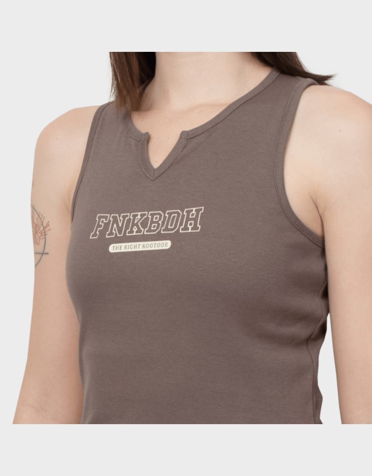 SLEEVELESS TOP