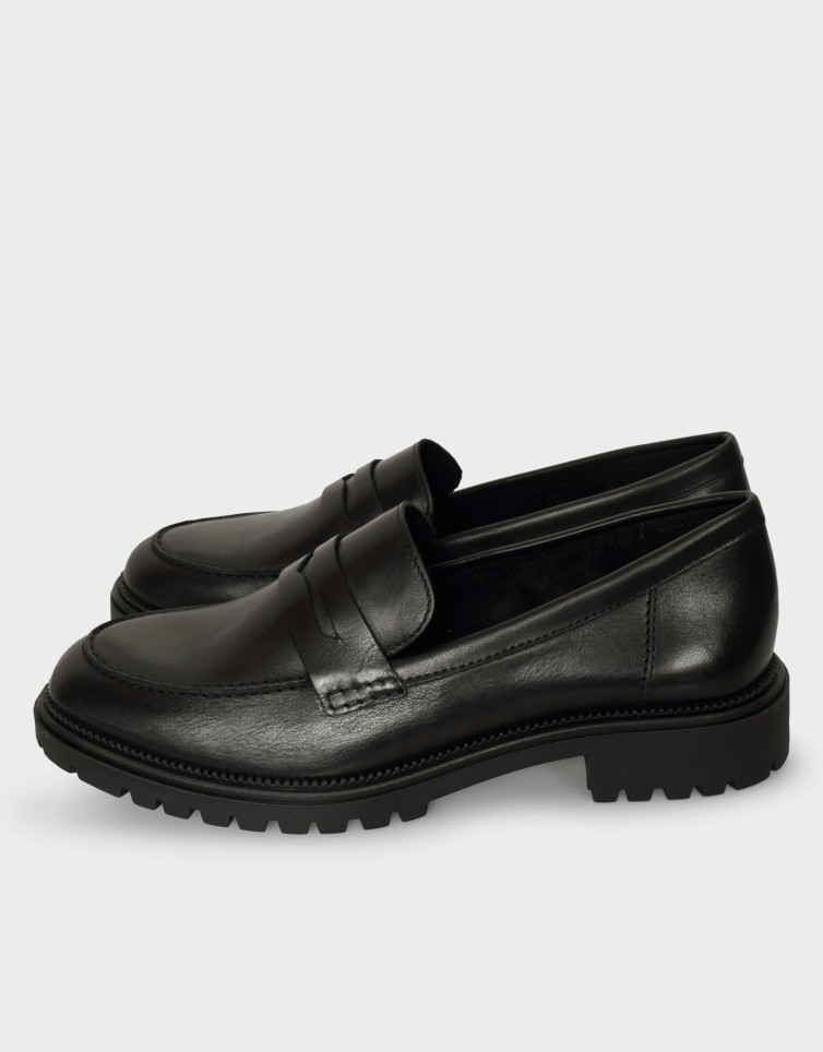 SLIP-ON LOAFERS