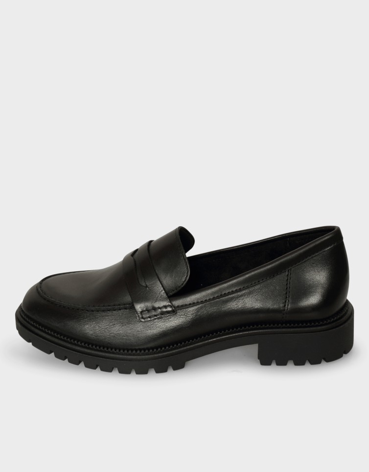 SLIP-ON LOAFERS