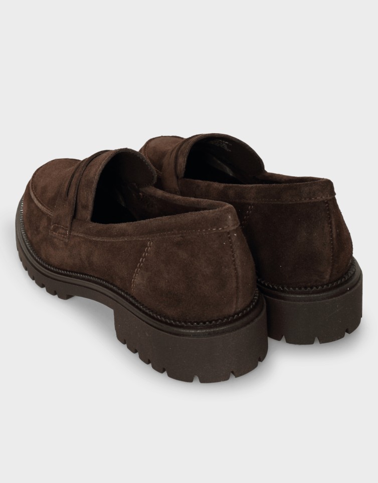 SLIP-ON LOAFERS