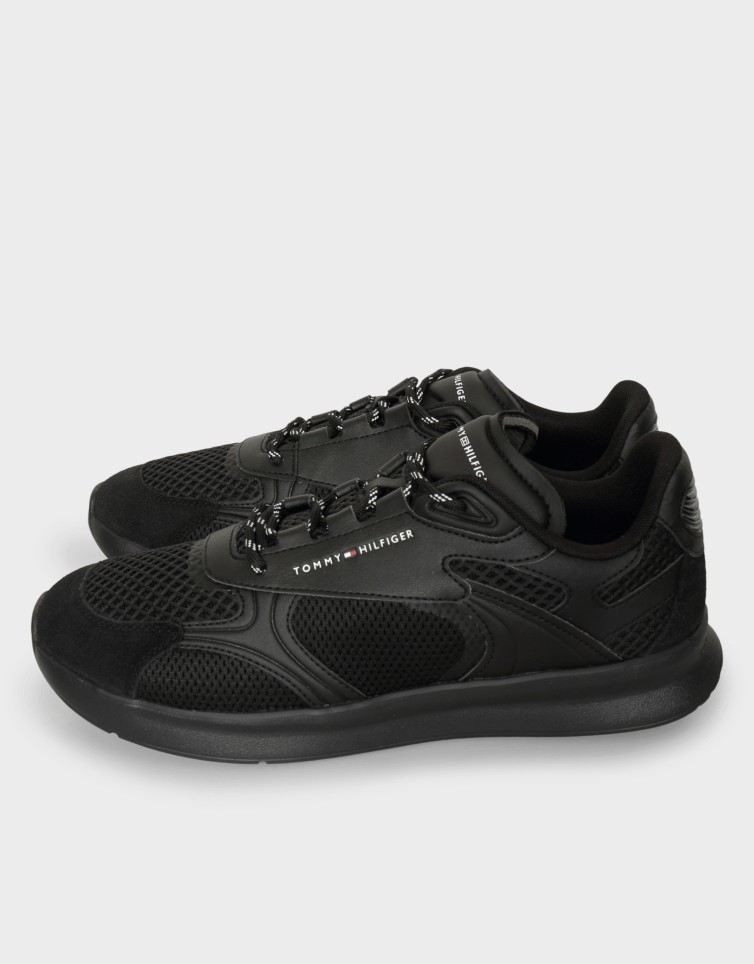 LIGHTWEIGHT RUNNER MONOCOLOR