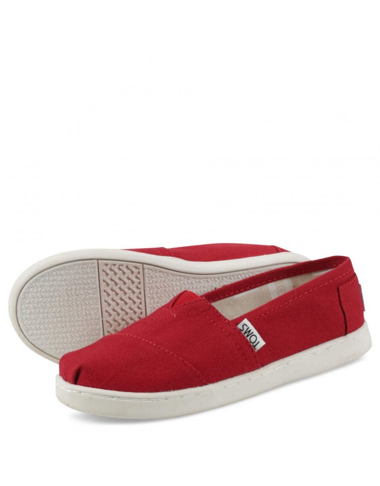 CLASSIC RED CANVAS